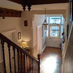Bed and Breakfast Clarence House 4*